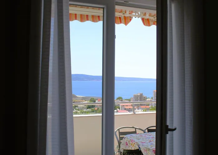 Nedo With Sea View Apartmán